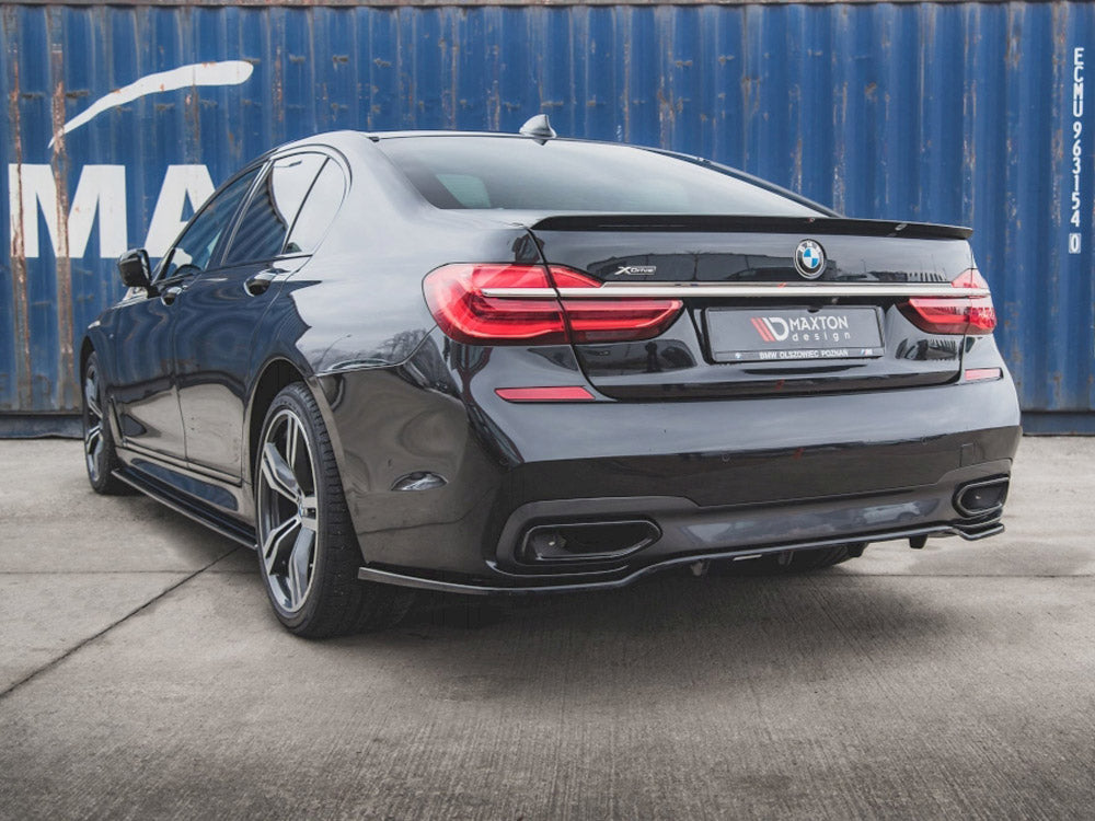 Central Rear Splitter (Vertical Bars) BMW 7 M-Pack G11