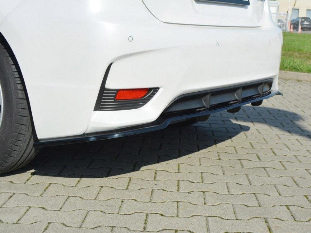 Central Rear Splitter (Vertical Bars) Lexus CT Mk1 Facelift