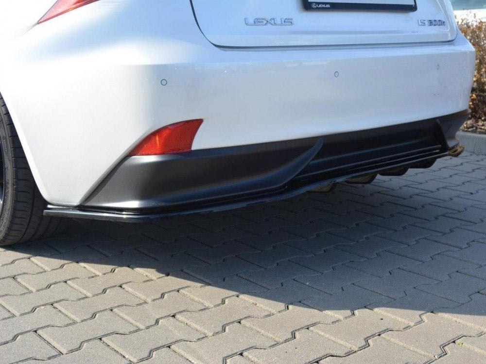 Central Rear Splitter (Vertical Bars) Lexus IS 300H Mk3