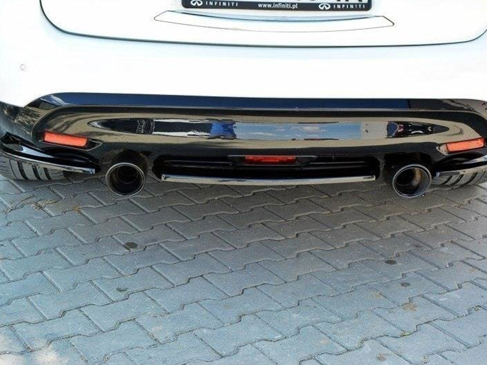 Central Rear Splitter Infiniti QX70