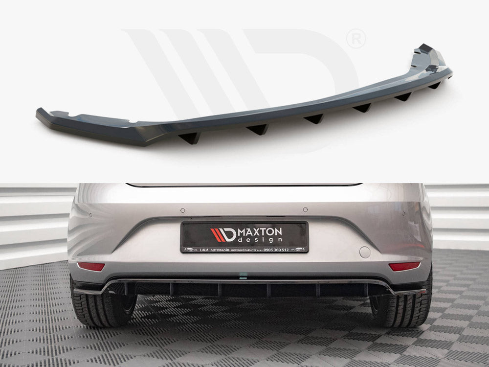 Central Rear Splitter (Vertical Bars) Seat Leon Hatchback MK3 (2012-2016)