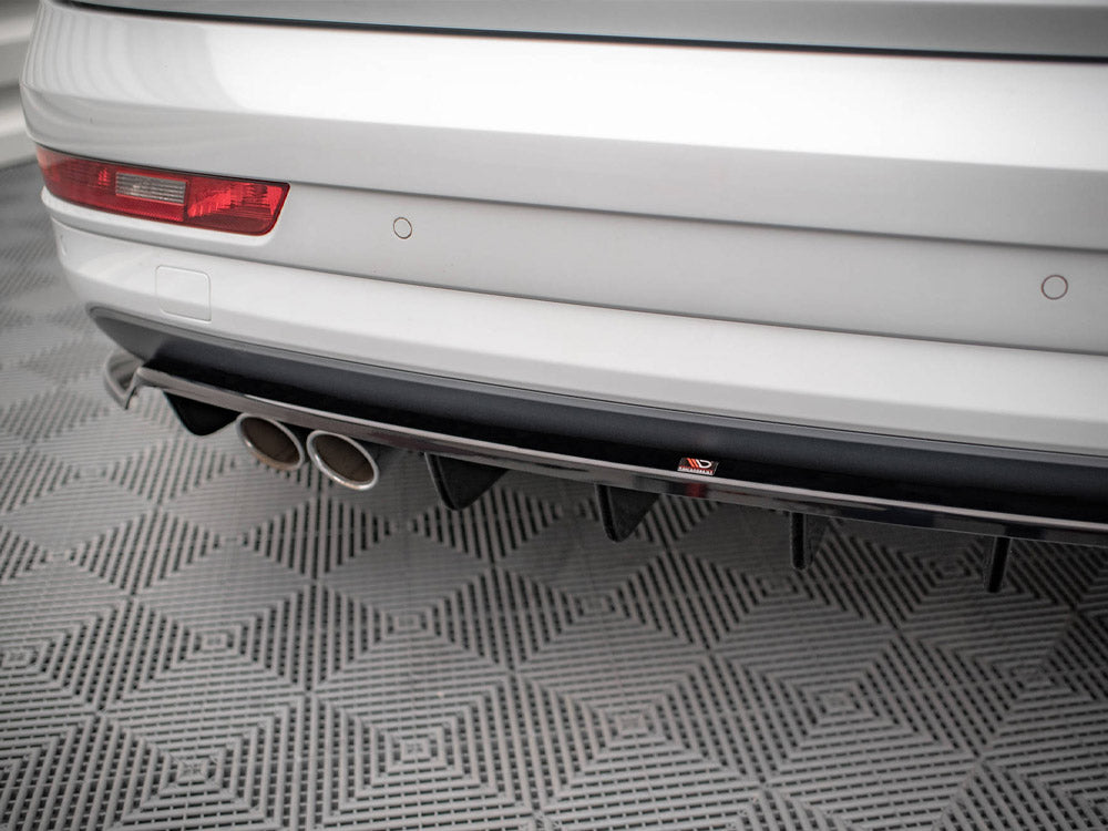 Central Rear Splitter (Vertical Bars) Audi Q3 Sport 8U Facelift