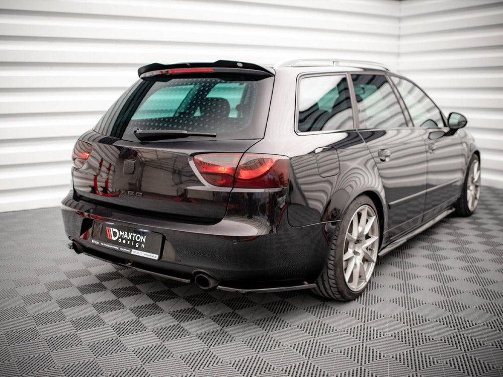 Central Rear Splitter Seat EXEO (2008-2013)