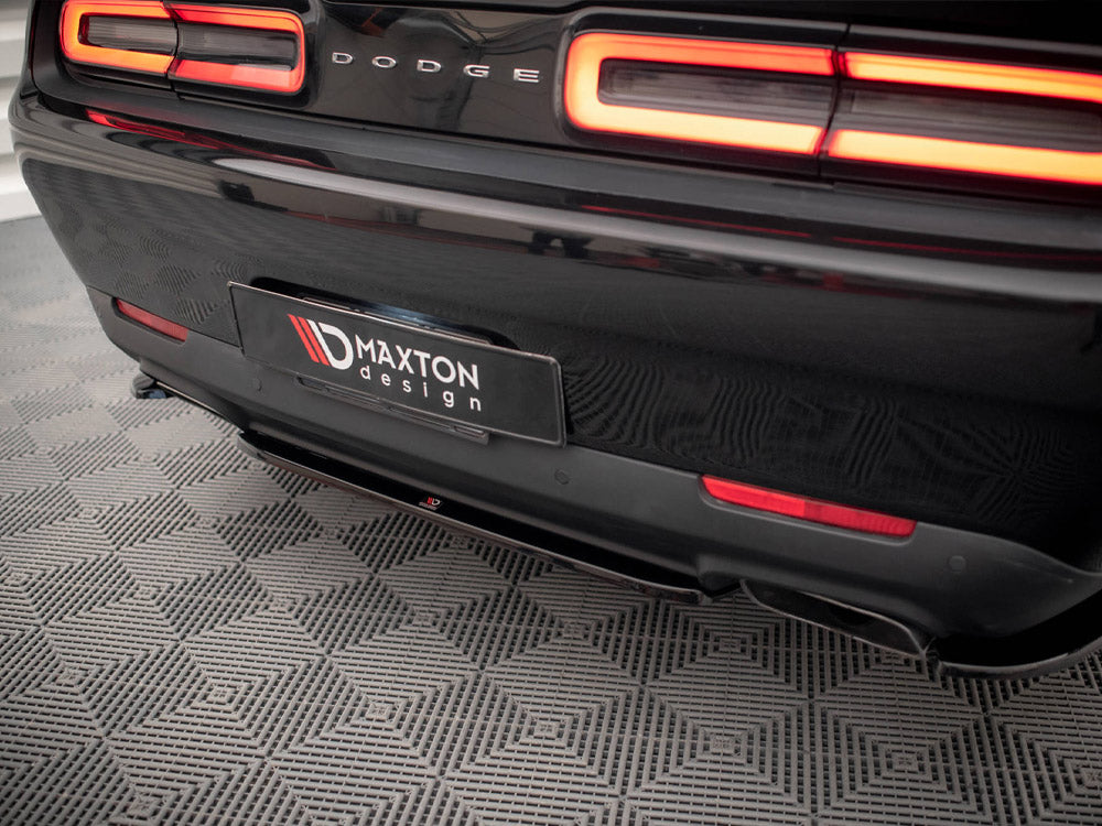 Central Rear Splitter Dodge Challenger RT Mk3 Facelift