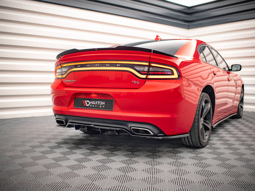 Central Rear Splitter (Vertical Bars) Dodge Charger RT Mk7 Facelift