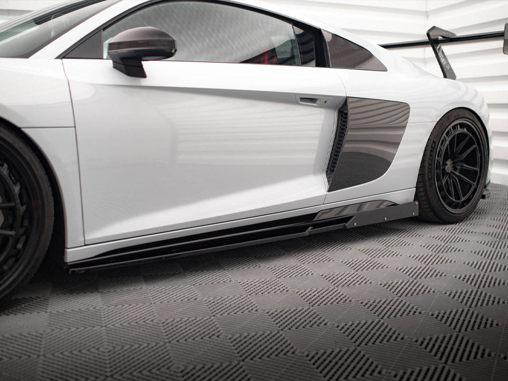 Side Skirts Diffusers V.2 + Flaps Audi R8 Mk2 Facelift