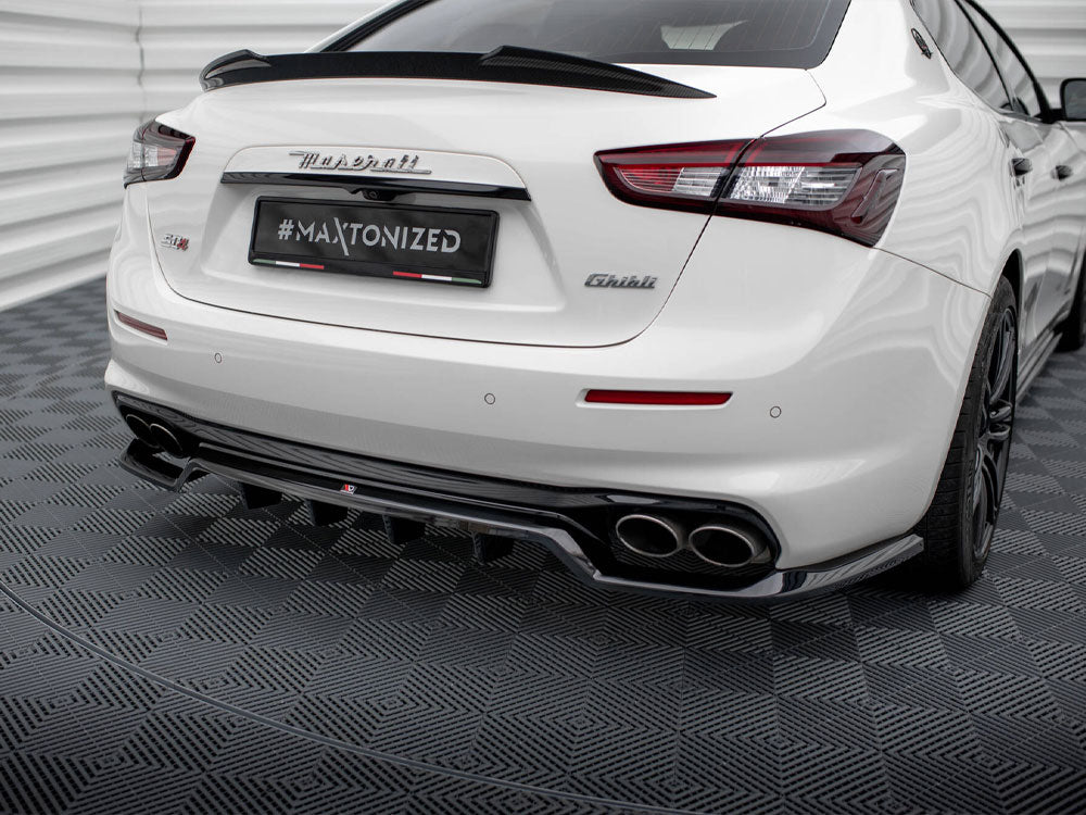 Central Rear Splitter (Vertical Bars) Maserati Ghibli Mk3 Facelift