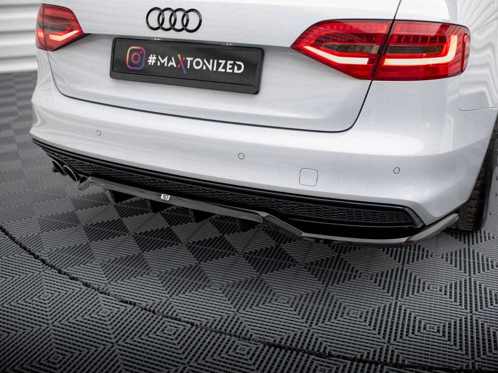 Central Rear Splitter (Vertical Bars) Audi A4 Competition B8 Facelift