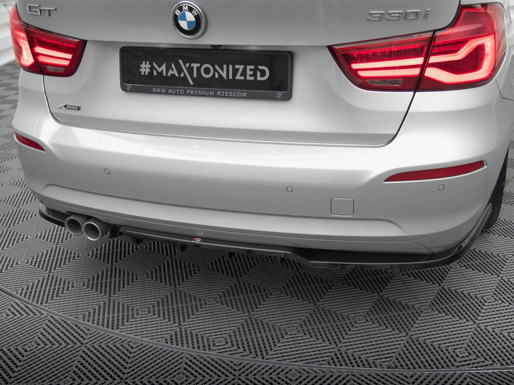 Central Rear Splitter (Vertical Bars) BMW 3 GT F34 Facelift