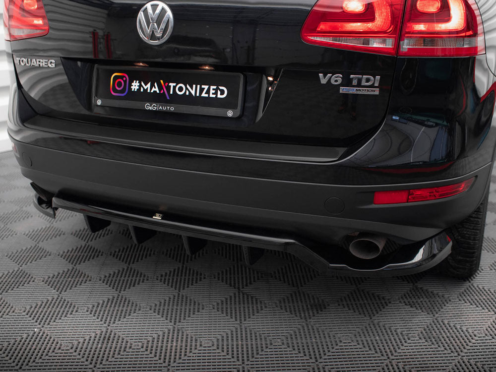 Central Rear Splitter (Vertical Bars) Volkswagen Touareg Mk2