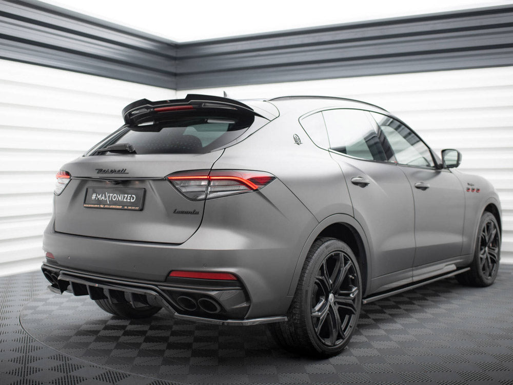 Central Rear Splitter (Vertical Bars) Maserati Levante Trofeo Mk1