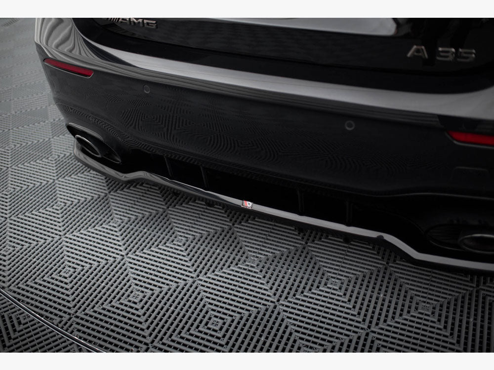 Central Rear Splitter (Vertical Bars) Mercedes-AMG A35 Hatchback W177