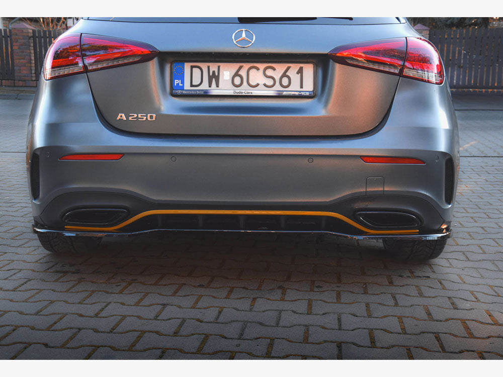 Central Rear Splitter (Vertical Bars) Mercedes-Benz A Hatchback AMG Line W177