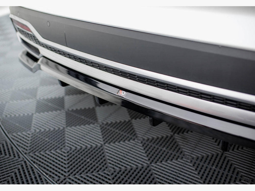 Central Rear Splitter (Vertical Bars) Kia Sorento Mk4