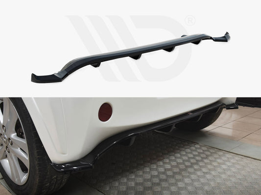 Central Rear Splitter (Vertical Bars) Toyota IQ