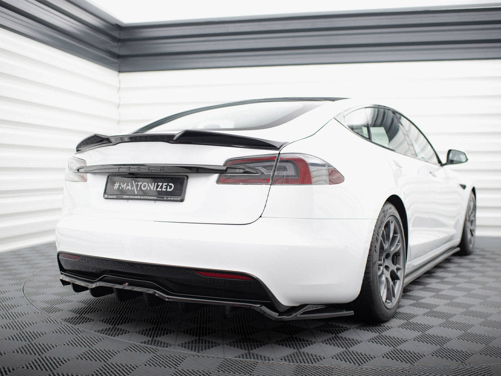 Central Rear Splitter (Vertical Bars) V.2 Tesla Model S Plaid Mk1 Facelift