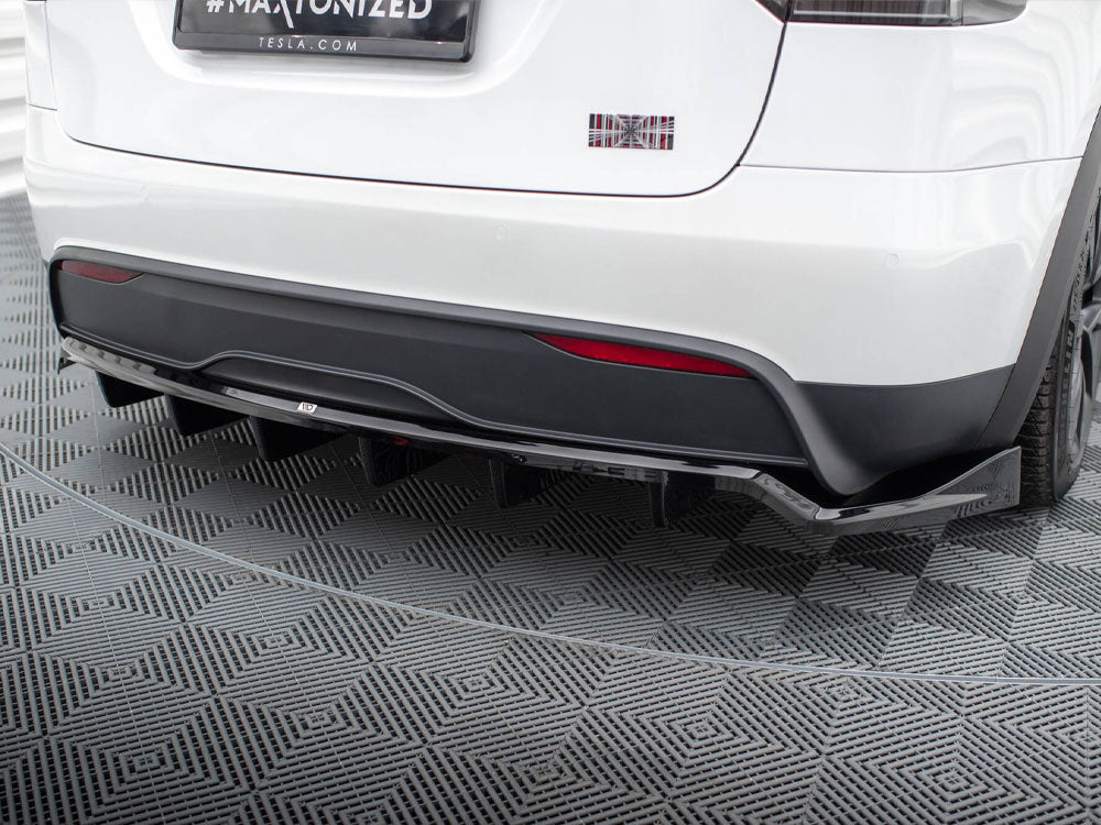 Central Rear Splitter (Vertical Bars) Tesla Model X Mk1 Facelift